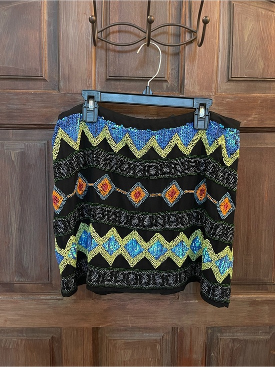 Topshop Dresses & Skirts - Top Shop Black Beaded Geometric Mini Skirt - Multicolor Accent Size 8